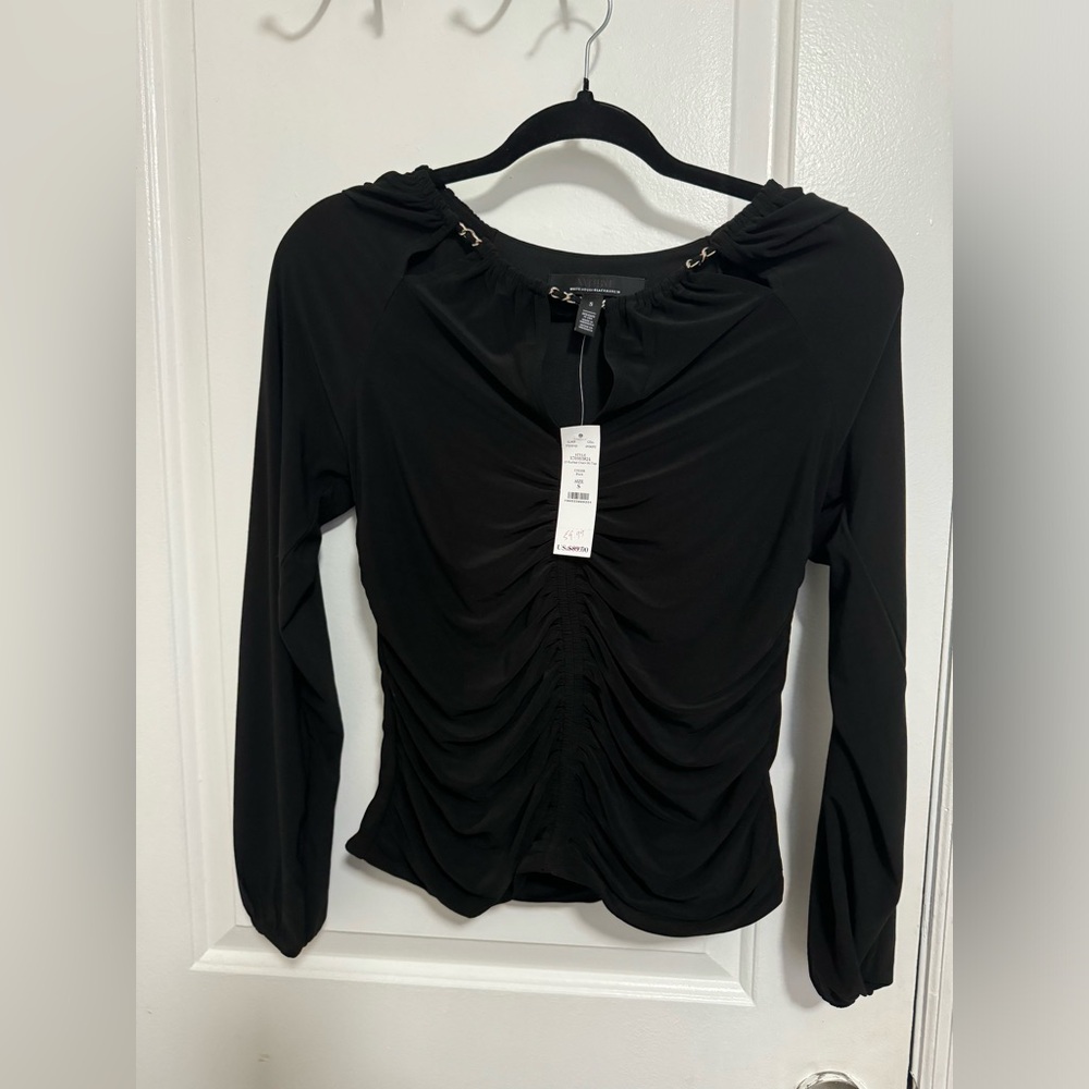 white house black market top in a size s in black